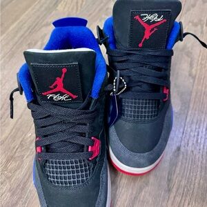 Jordan Men's Black and Blue Sneakers